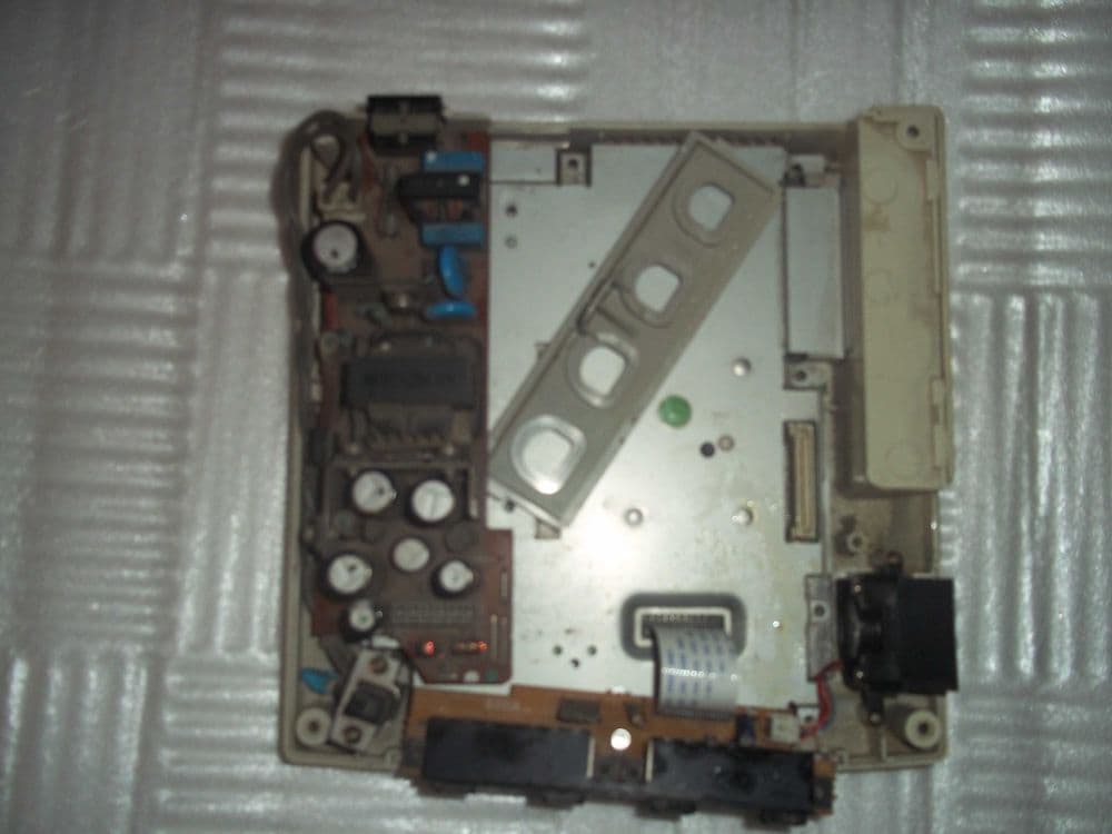 Продаётся Dreamcast на запчасти. Материнка и блок питания рабочие — 2