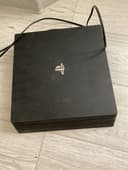 Play station 4 pro sotiladi