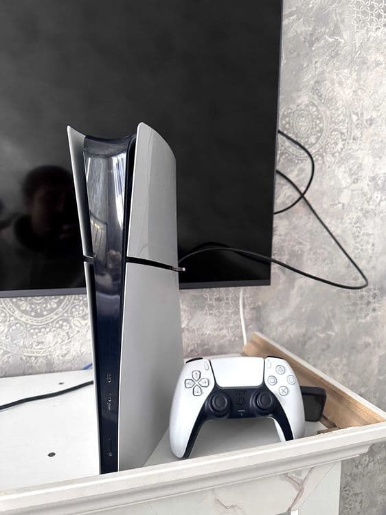 Playstation 5 Slim — 1