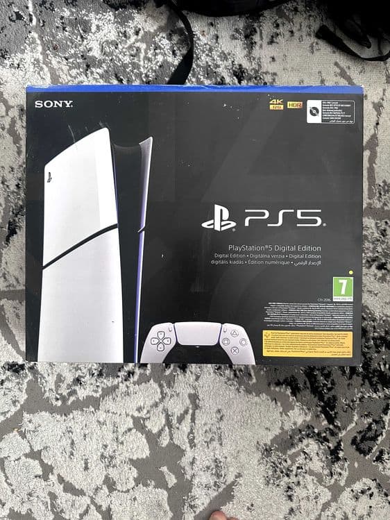 Playstation 5 Slim — 3