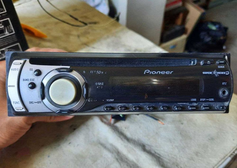 Продам автомагнитолу Pioneer — 2