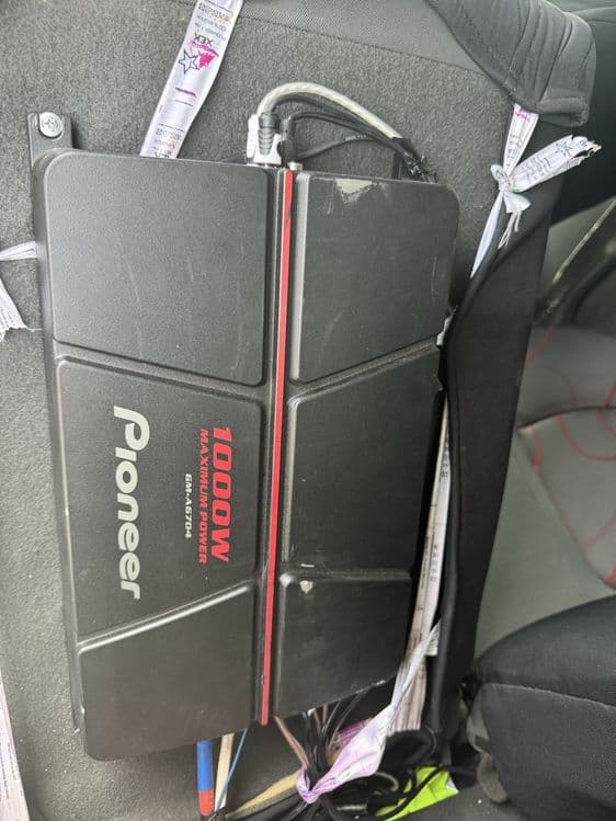 JBL сабуфер яшиги бн. Pioneer 1000w original уселитель. — 2