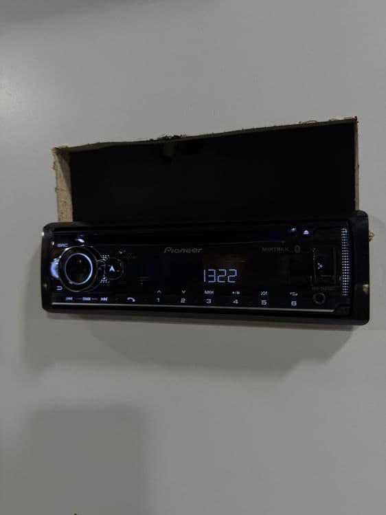 5250 pioner mafon ideal holatda — 3