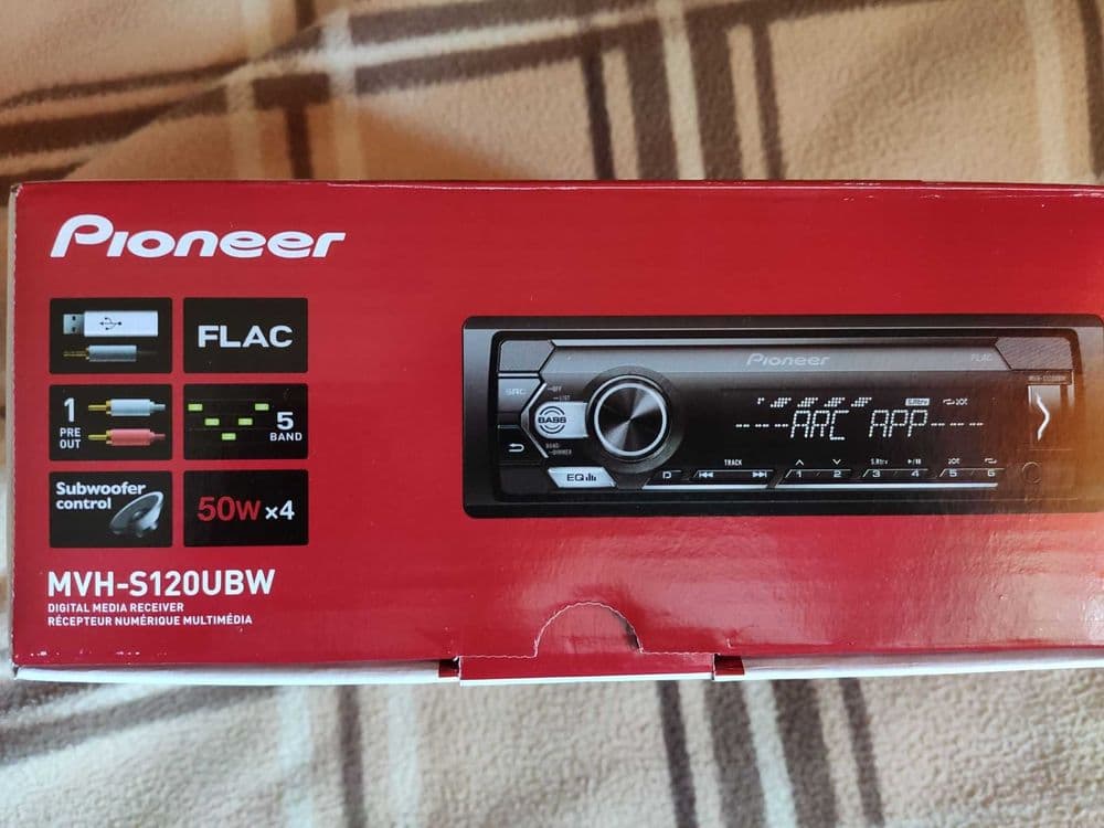 Автомагнитола Pioner 120UBW — 2