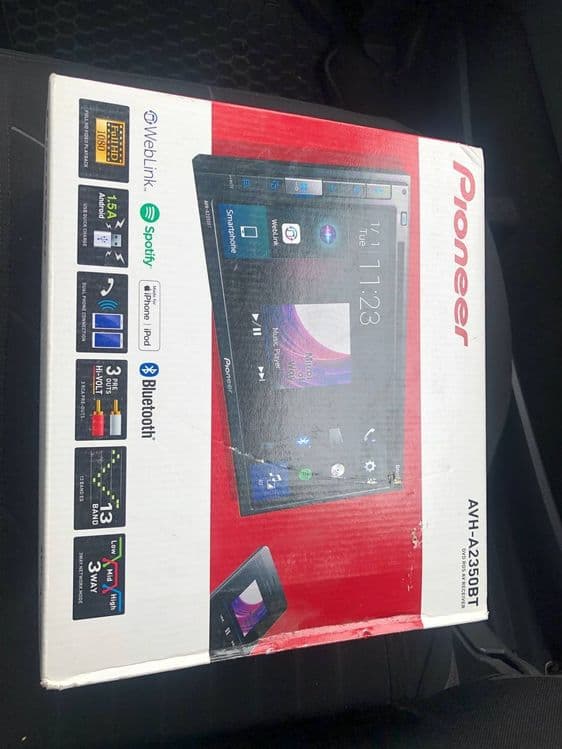 Pioneer AVH-A2350bt — 4
