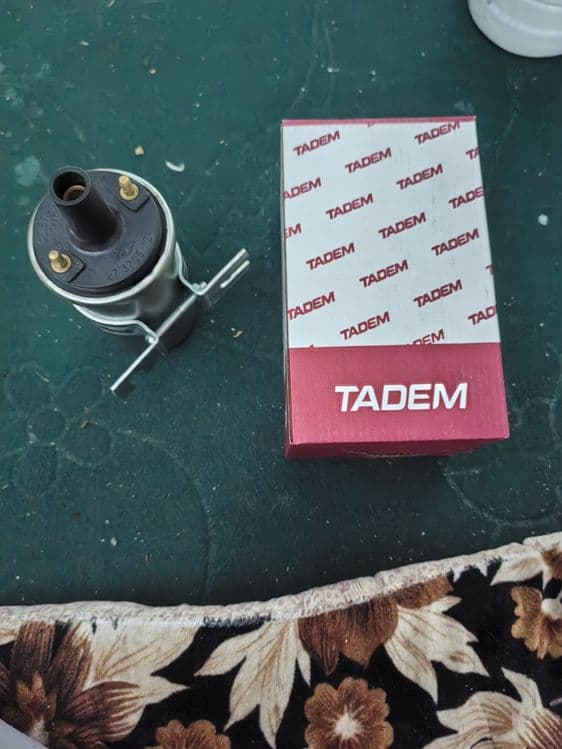Продаёт катушку зажигания  для ваз 2106  Babina sotiladi yangi — 1