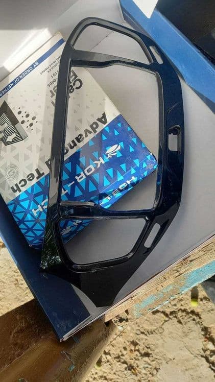 Lada Vesta SW Cross original monitori sotiladi — 3