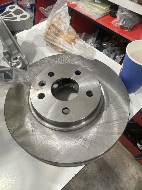 Monza Oporniy disk — 2