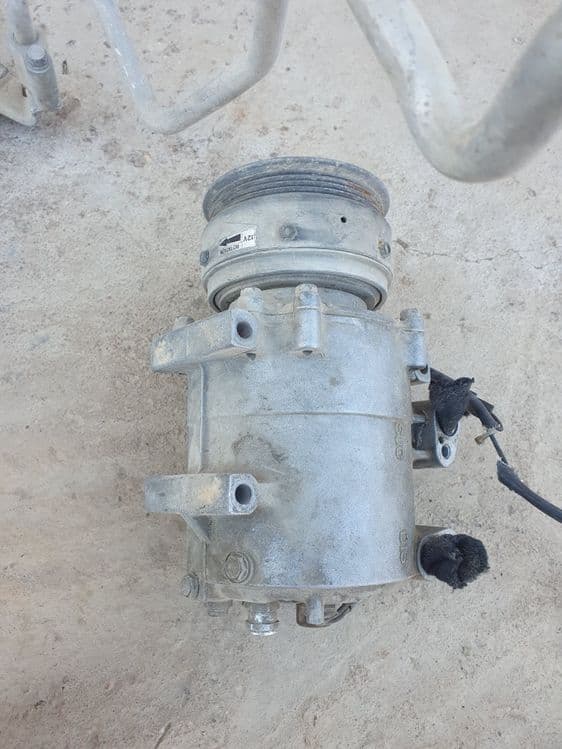 Kondinsioner sotiladi mitsubishi galant — 3