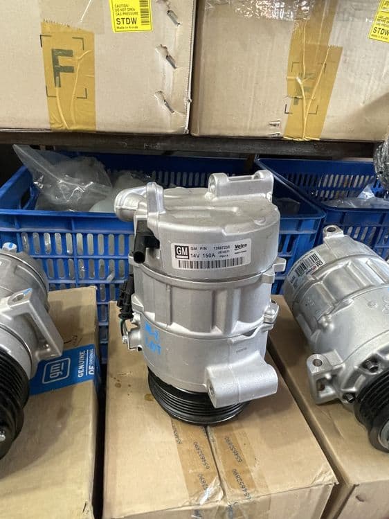 Konditsioner Motorchik Kompressor Malibu-2 2.0T — 3