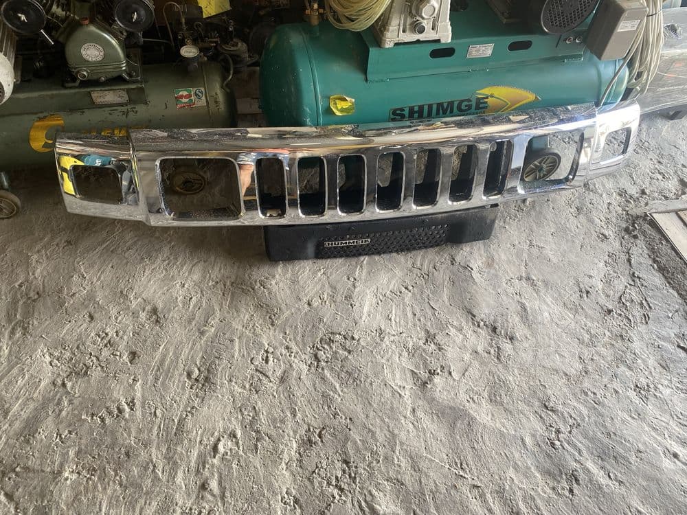* продается передняя часть кузова HUMMER H2 капот решетка и т.д. — 5