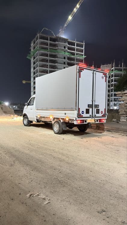 Changan shiniray mashinasiga tent furgon hizmati — 2