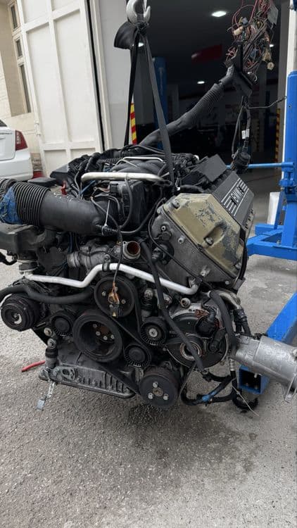 BMW двигатель M62B44 — 1