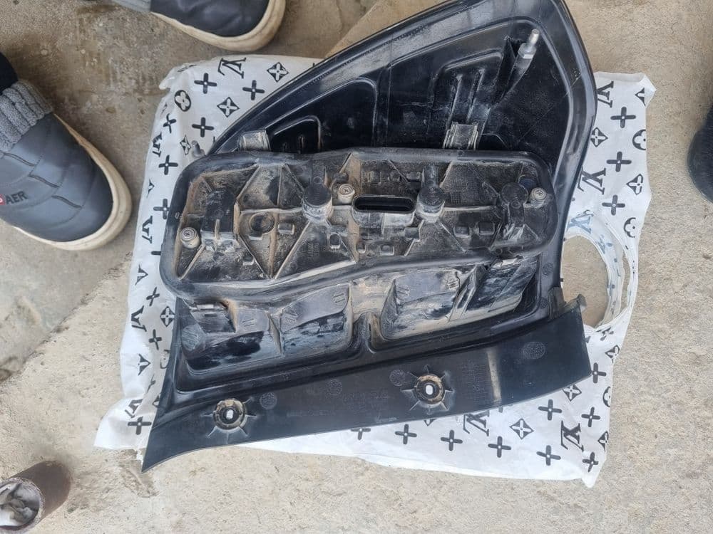 Cobalt orqa fara sotiladi ung tomon bir dona savadskoy 2018 — 2