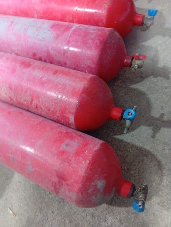 Metan Tarbeta Balonlar bor 4 ta — 3
