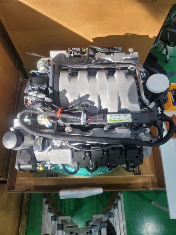 Mercedes Benz V-8 mator yangi — 4
