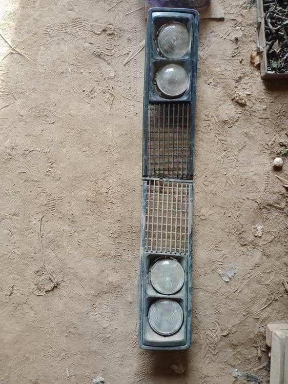 vaz 2106 oldi farasi — 1