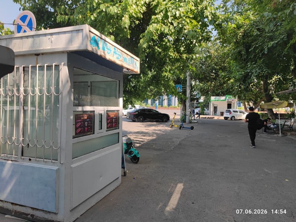 Тайёр бизнес 24/7 метродан чиқиш жойида — 2