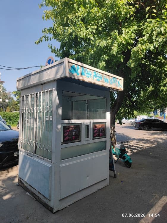 Тайёр бизнес 24/7 метродан чиқиш жойида — 3