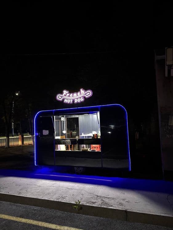 Tayyor biznes sotiladi: "Sahovat" savdo markazi oldidagi fudtrak! — 1
