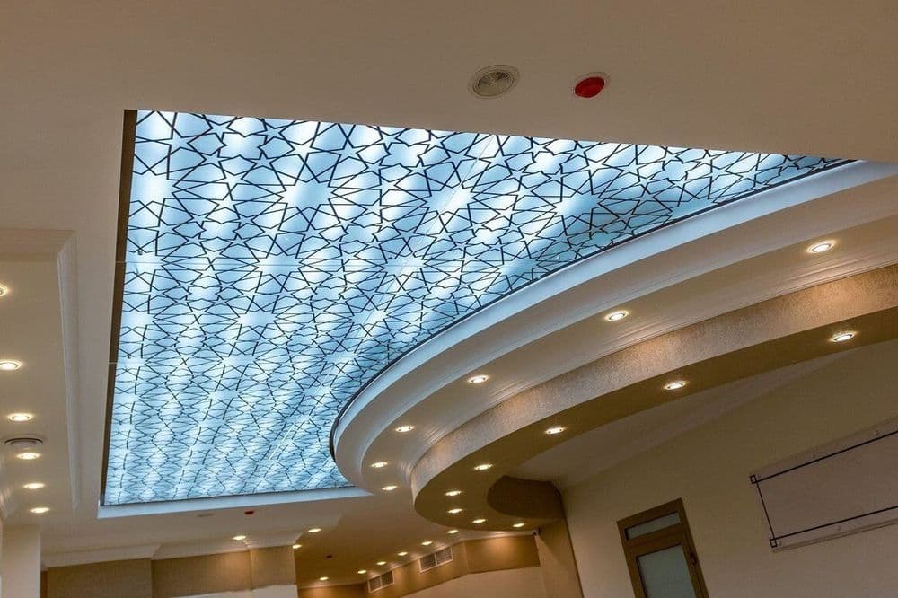 Orgsteklo, vitraj, rombik oyna, tashqi reklamalar turli hil koʻrinish — 6