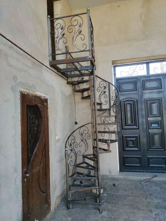 Винтовые лестницы aylanma vintavoy zina lesnitsa naves panjara — 7