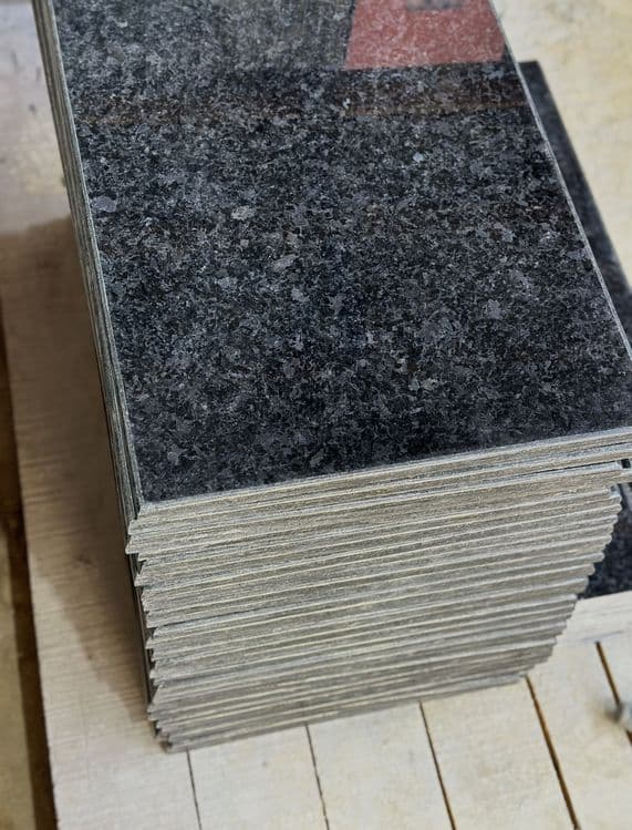 Fasad travertin, granitlar mavjud 11$ dastavka bor .optom narx — 5