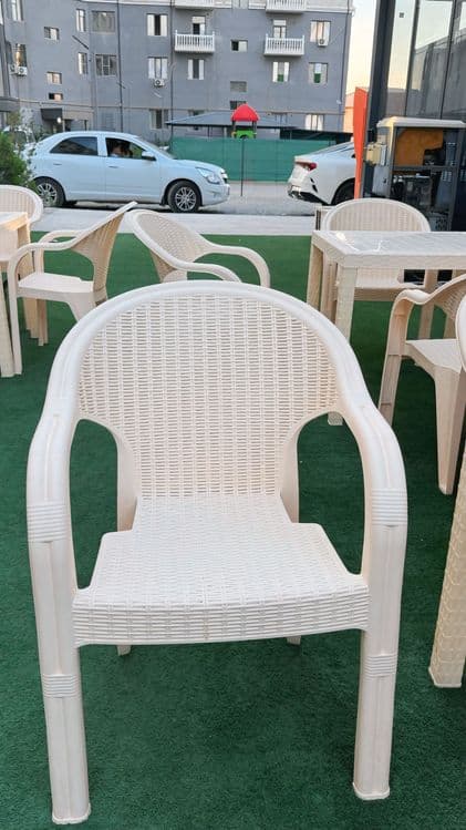 800 000 so’mdan Muzqaymoq va kafelar uchun stol stullar — 2