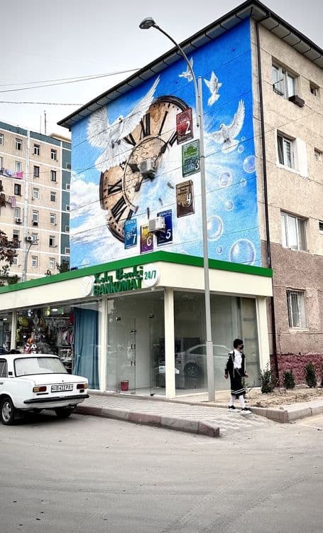 Rassom xizmati ko'pyillik tajribaga ega rassomlar — 4