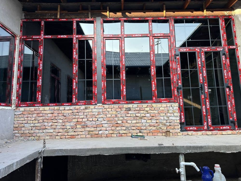 AKFA Termo Plast Romlar Yasaymiz Zamonaviy Dizayn — 1