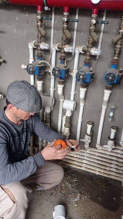 Сантехник 24\7
(Установка Аристон Вертекс Айрфел Двухконтурные Газовые — 1