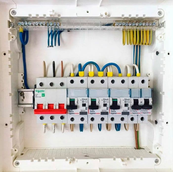 Электрик  хизмати — 7