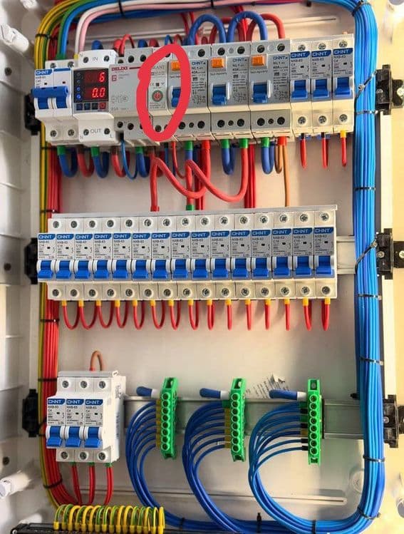 Elekromontaj xizmati 220V ; 380V   24/7 — 1