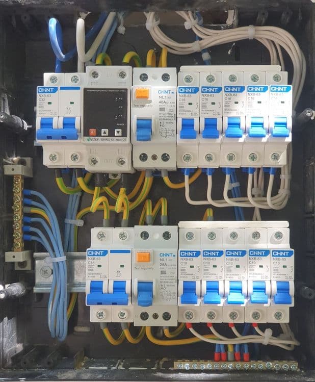 Elekromontaj xizmati 220V ; 380V   24/7 — 6