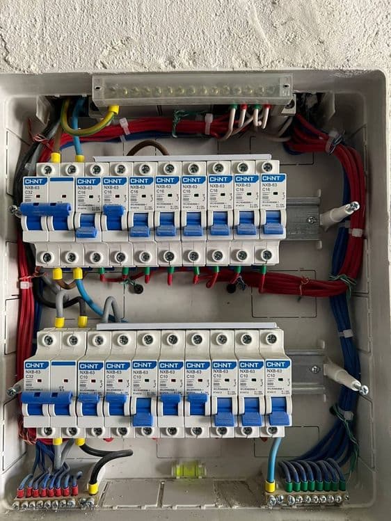 Elektrik xizmatlari barcha turdagi 24/7 — 4