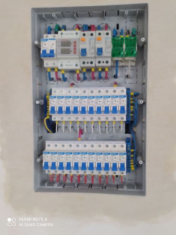 Elektrik xizmatlari barcha turdagi 24/7 — 6