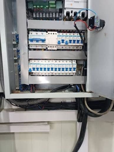 ELEKTR MONTAJ ISHLARI 
Sifatli va ishonchli elektr montaj xizmatlar — 1