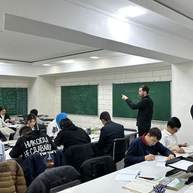 Matematika Fizika kurslari — 6