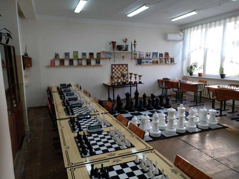 Филиал Мустакиллик. Профессиональная шахматная школа "ProfChess" — 3