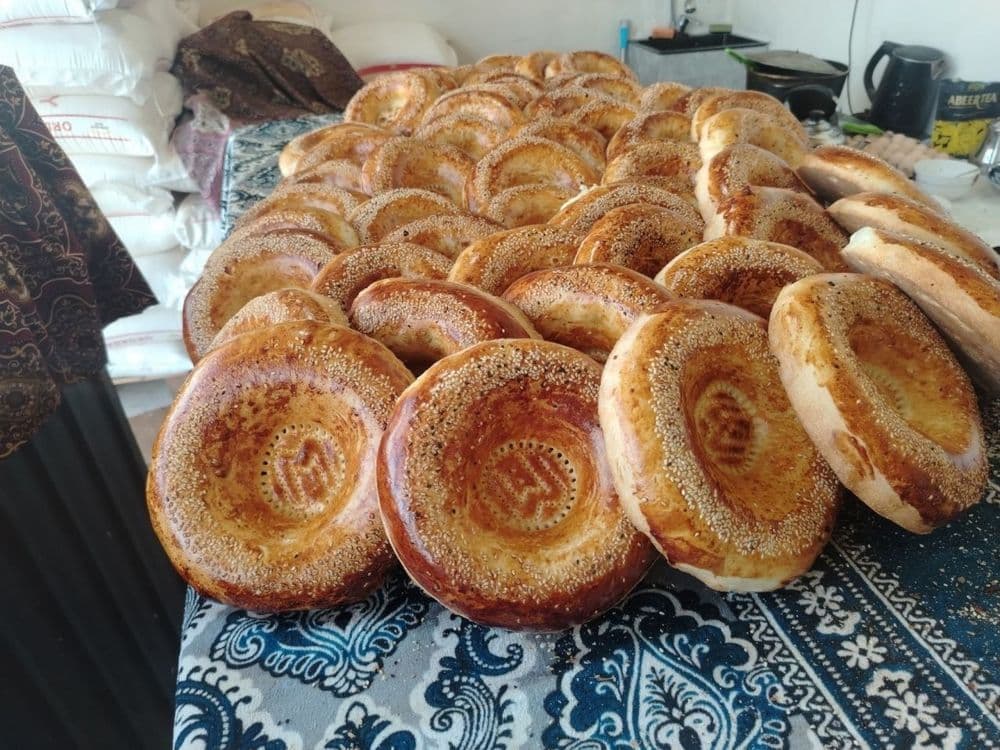 Иссик нон йетказиб берамиз — 1