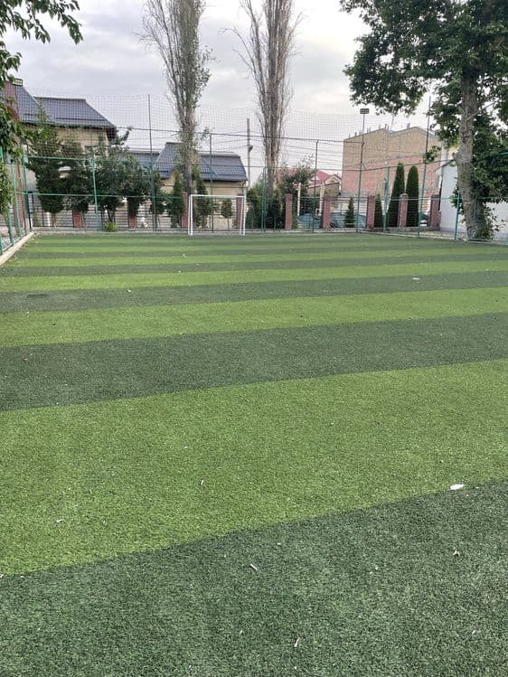 Stadion bor bron qisela boladi shtab 109-maktab maydon yaxshi va yorug — 2