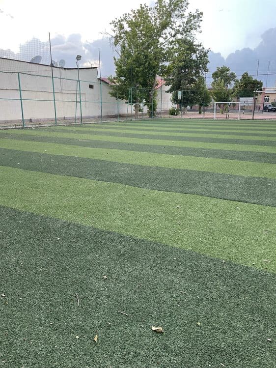 Stadion bor bron qisela boladi shtab 109-maktab maydon yaxshi va yorug — 4