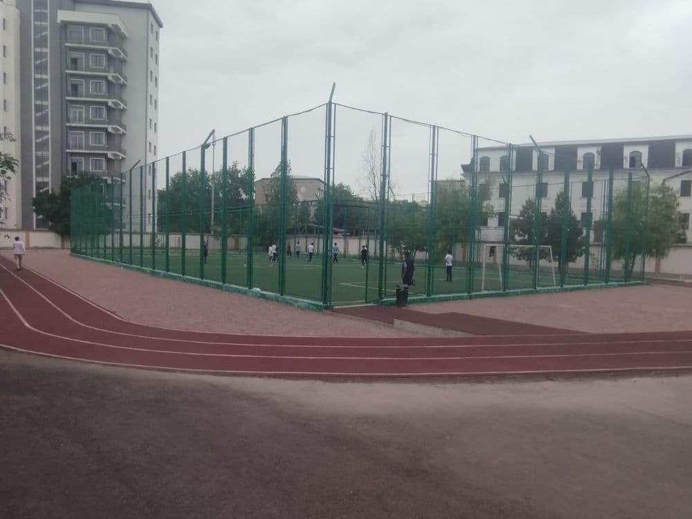 Fudbol polya arenda — 2