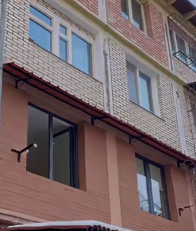 Установка над окнами козырьков делаем на заказ быстро и качественно — 4