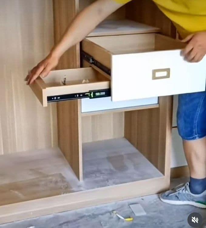 Ремонт мебели кухни шкафы стенки комод детский мебели.. — 4