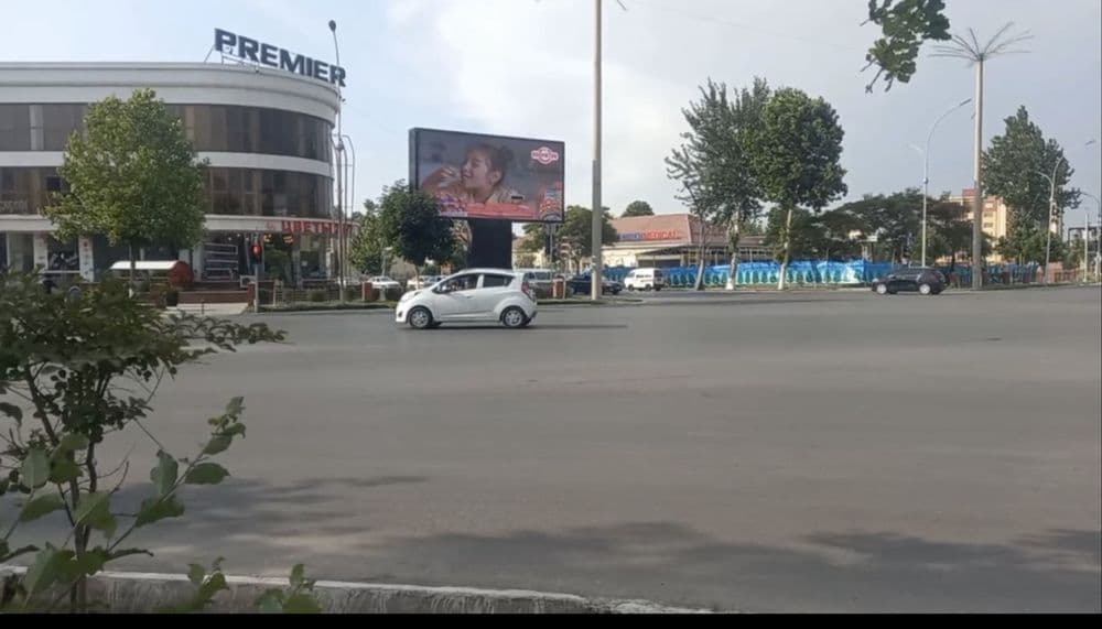 Bilbordlar va Led ekranlar Qarshida | Лед экранах и Билбодах в Карши — 8