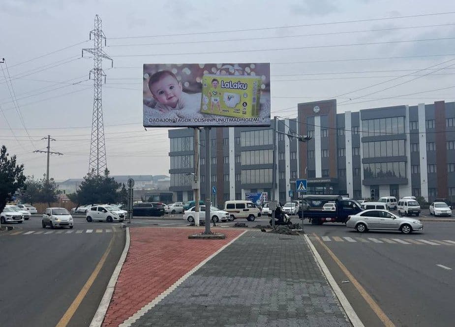 Namanganda bilbordlarda reklama//led ekranlarda reklama — 1
