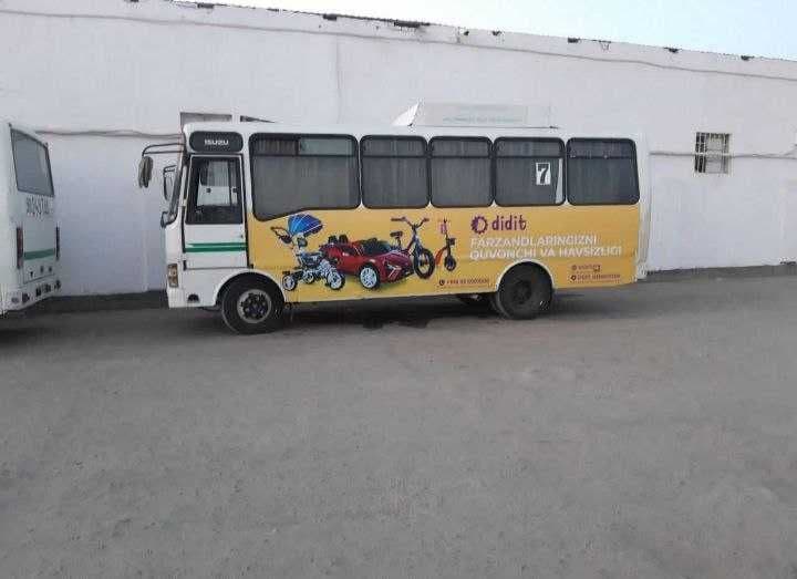 Samarqandda avtobuslarda reklama Реклама на автобусах в Самарканде — 6