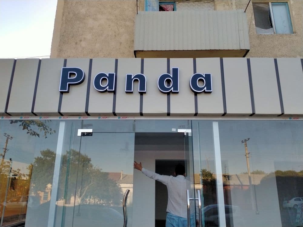 Reklama xizmati bőrtma harfla baner araqal tashqi va ichki reklama — 5
