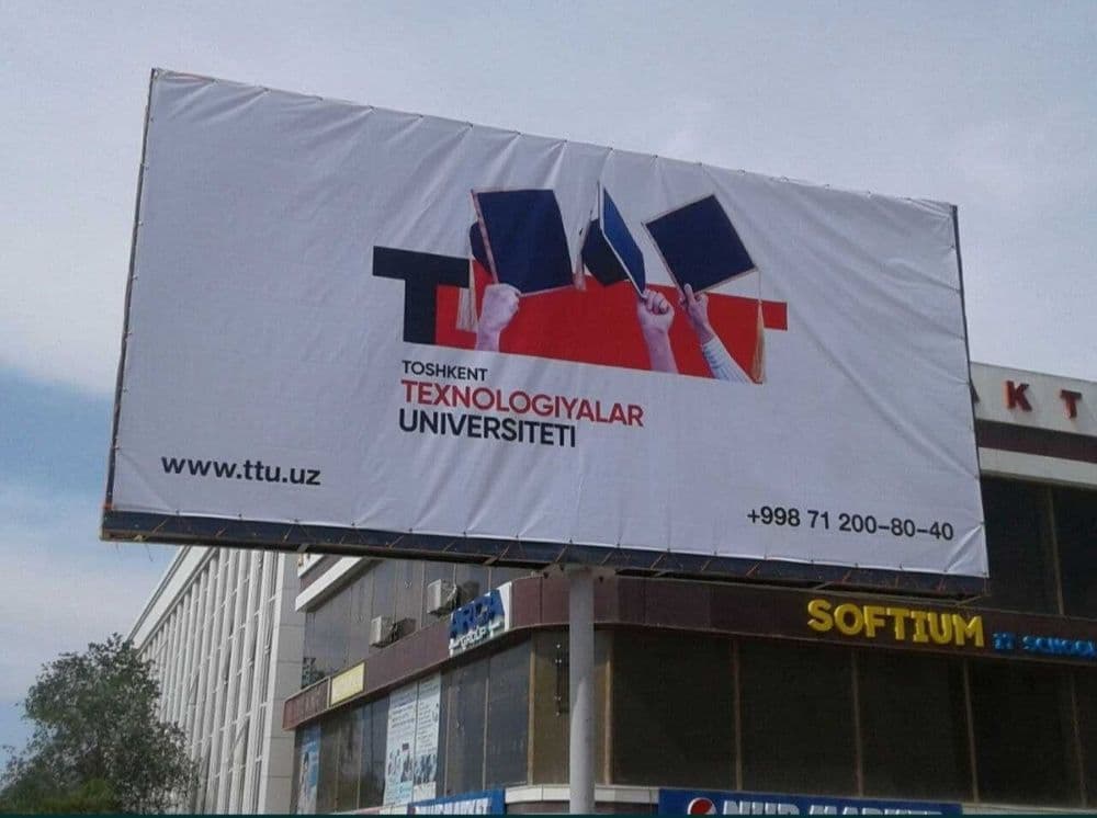 Isuzu avto'buslarda reklama — 4